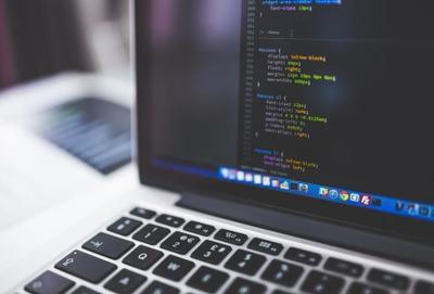 电脑更新驱动后无法开机？全方位解决方案与硬件开发视角的预防措施